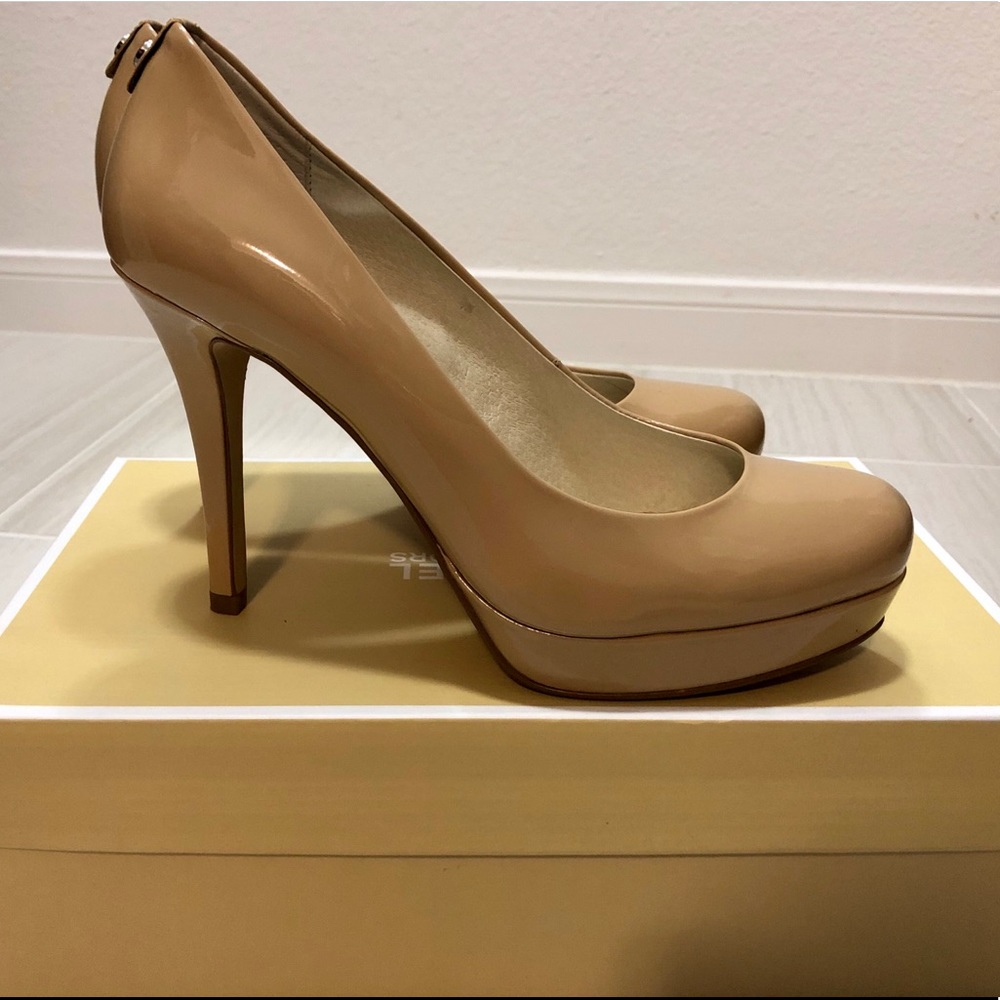 Michael Kors Nude Patent Pump